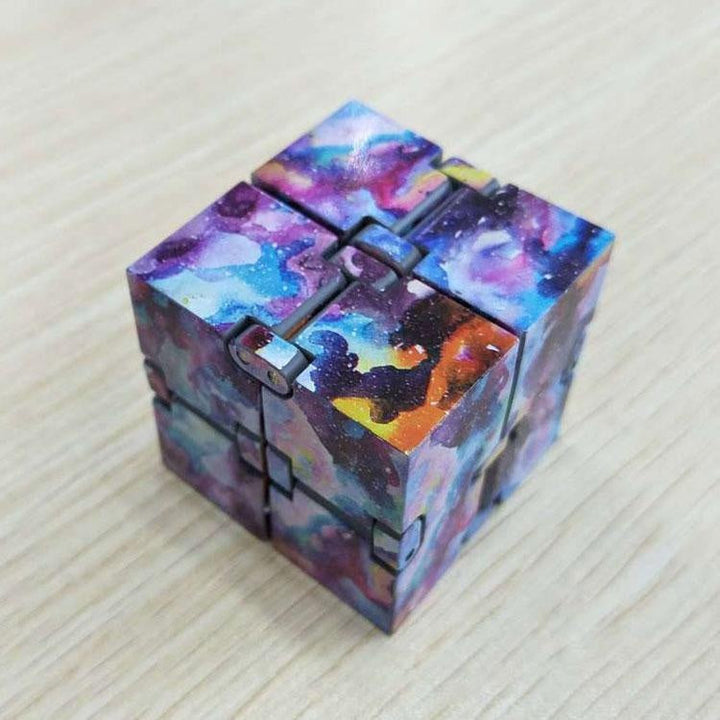 Infinity Cube | Stornfield