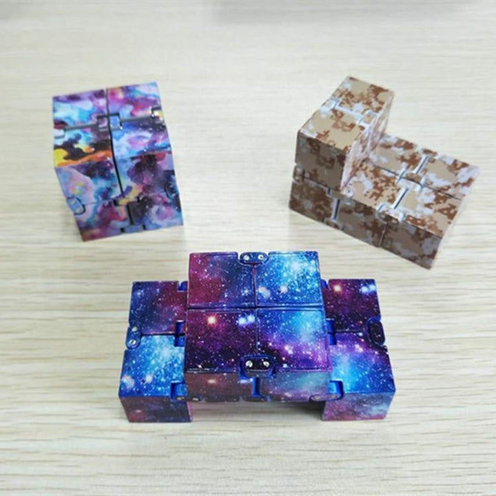 Infinity Cube | Stornfield