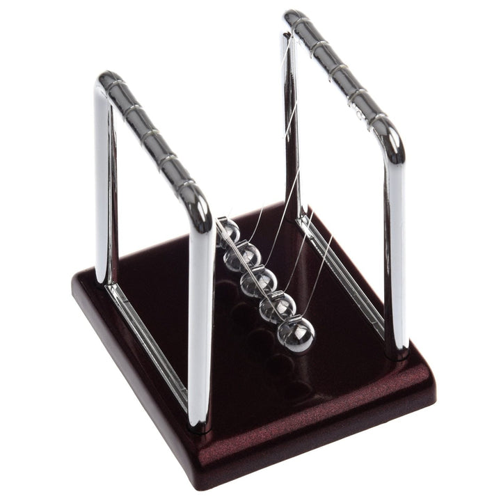 Newton's Cradle Balance Balls | Stornfield