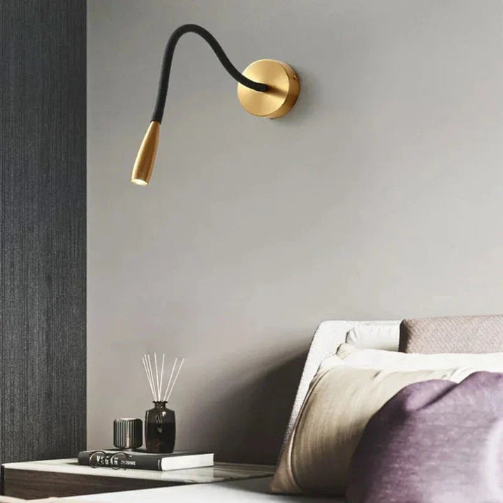 Modern wall lamp with flexible arm for indoor use – Adjustable LED wall light for living room and bedroom | Stornfield