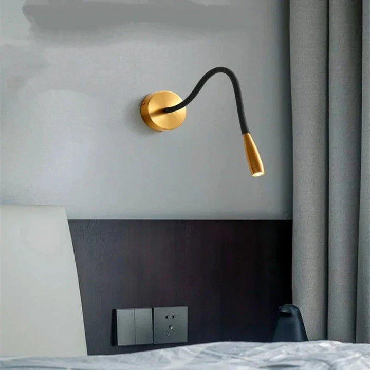 Modern wall lamp with flexible arm for indoor use – Adjustable LED wall light for living room and bedroom | Stornfield