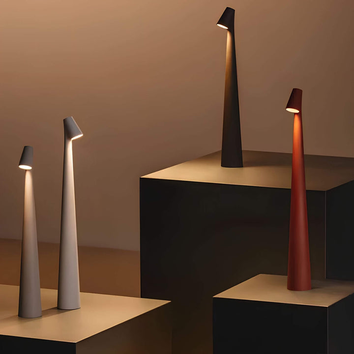 Stornfield | Nordic Elegance Floor Lamp - Stylish and Dimmable Lighting for Modern Interiors