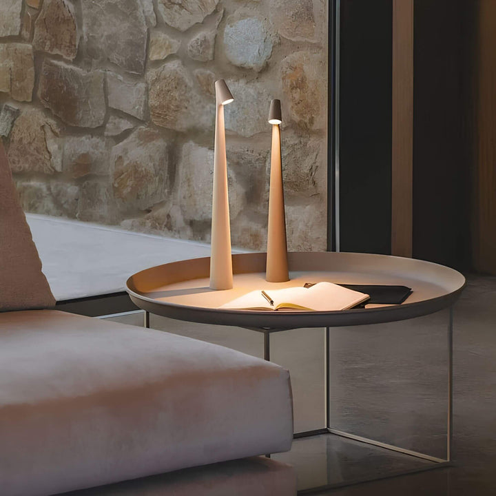 Stornfield | Nordic Elegance Floor Lamp - Stylish and Dimmable Lighting for Modern Interiors