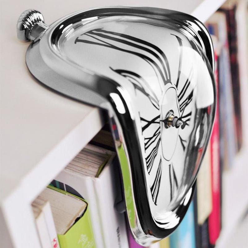 Distorted Melting Clock | Stornfield