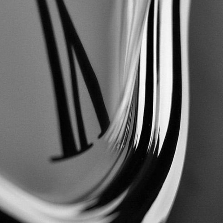 Distorted Melting Clock | Stornfield