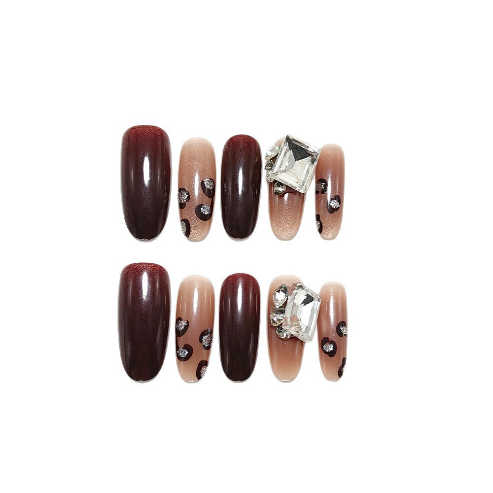 Artificial nails with luxurious glitter accents Stornfield