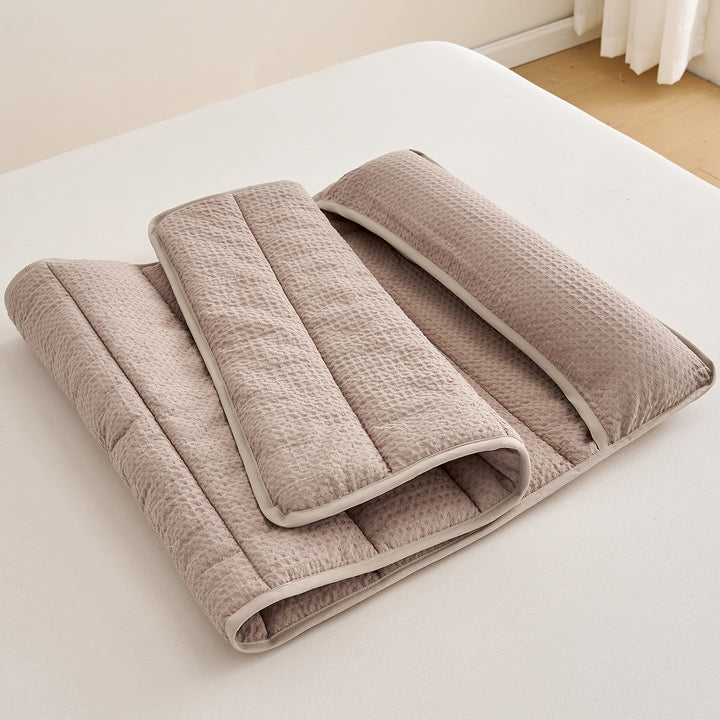 Breathable neck support with texture Stornfield