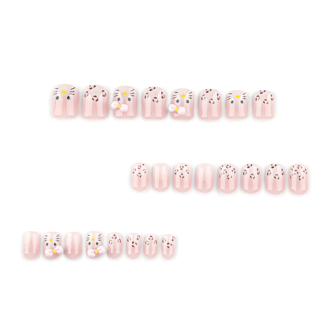Artificial nail art with cute animal motifs Stornfield
