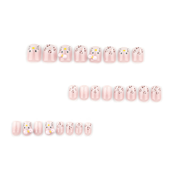 Artificial nail art with cute animal motifs Stornfield