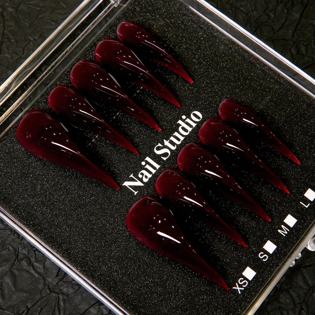Elegant Stiletto Press-On Nails Set