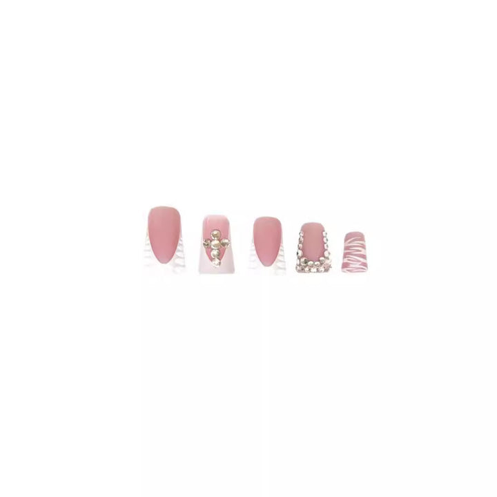 Glamorous Artistic Nail Extensions Stornfield