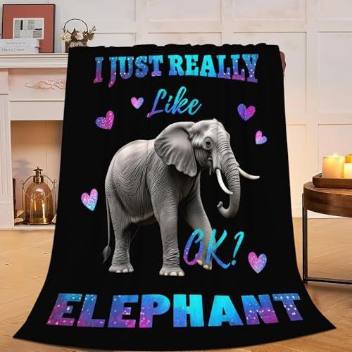 Fun Tropical Pineapple-Themed Fleece Throw Blanket