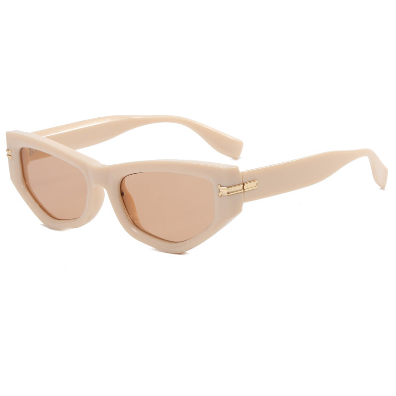 Women's trendy Cat-Eye sunglasses with painted frame and accentuated metal details Stornfield