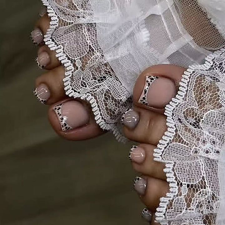 Nail art set with elegant tip decoration Stornfield