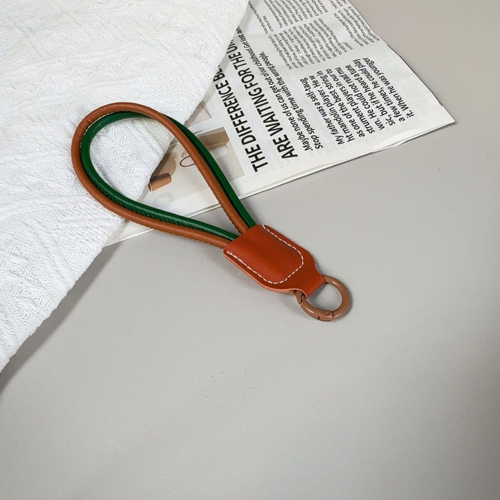 Premium Leather Keychain Holder Stornfield