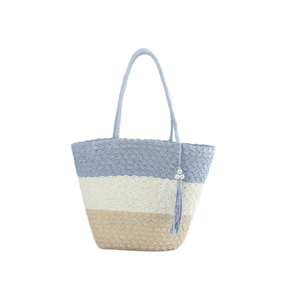 Fashionable crochet shoulder bag with tassel Stornfield
