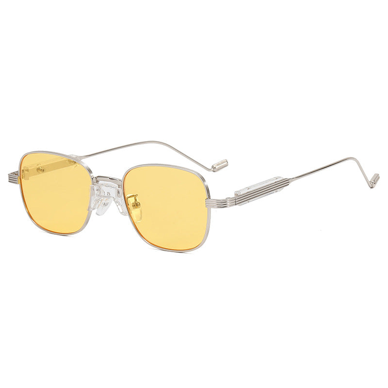 Fashionable Retro Sunglasses with Square Frame Stornfield