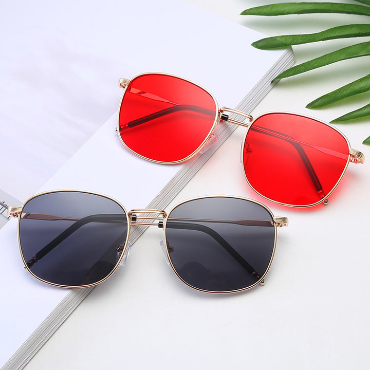 Ladies stylish oversized sunglasses with glamorous metal frame Stornfield