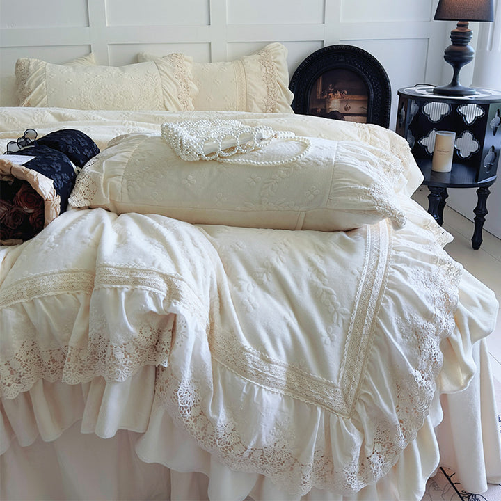 Vintage-Inspired Ruffled Chenille Medallion Bedspread & Sham Set with Lace-Trim Bed Skirt