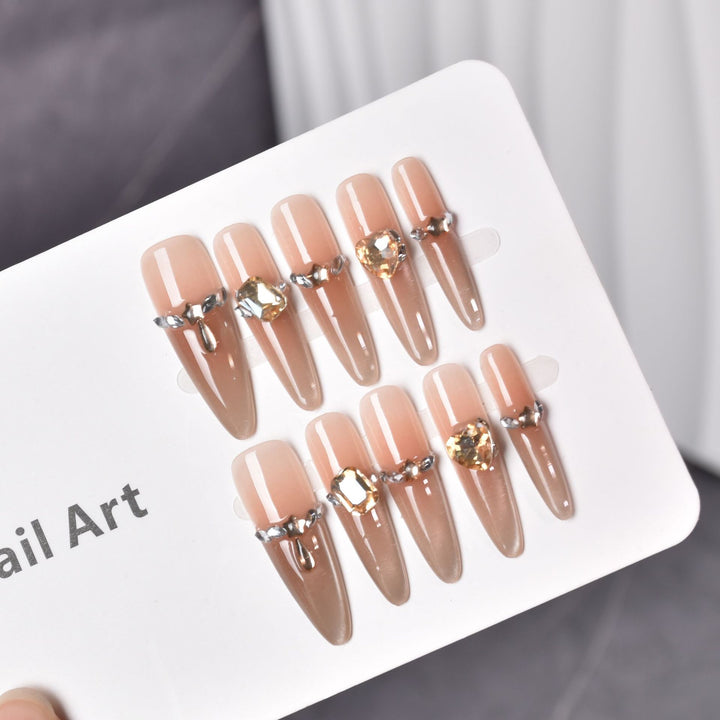 Elegant Almond-Shaped Press-On Nail Extensions Stornfield