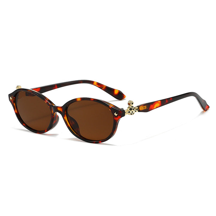 Women's fashionable optical glasses in elegant oval design with golden accents Stornfield