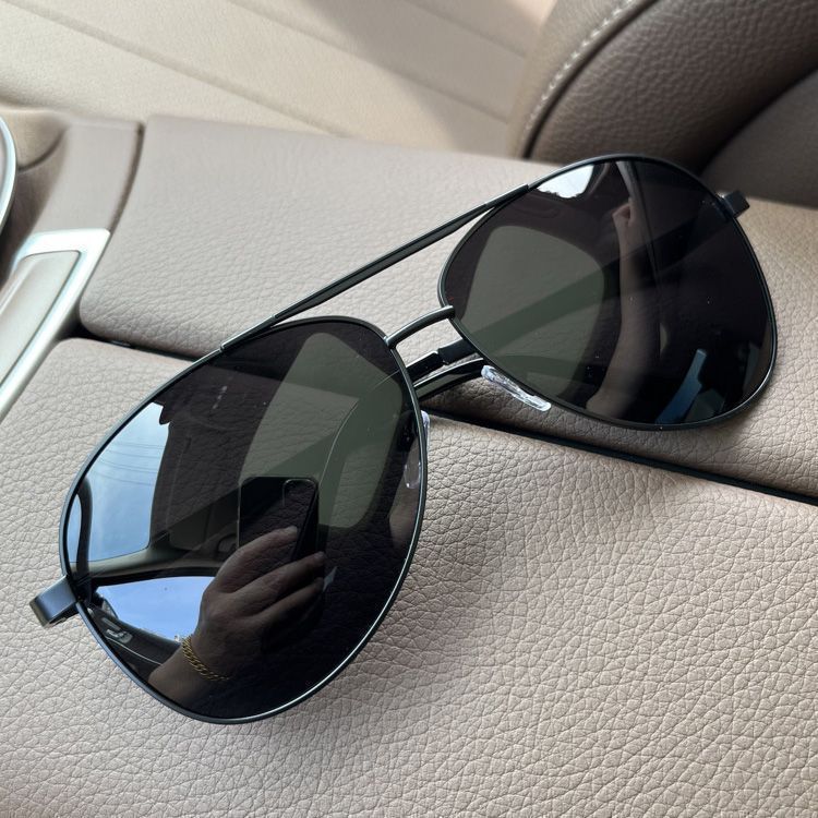 Stylish Aviator Sunglasses with Enhanced UV Protection Stornfield