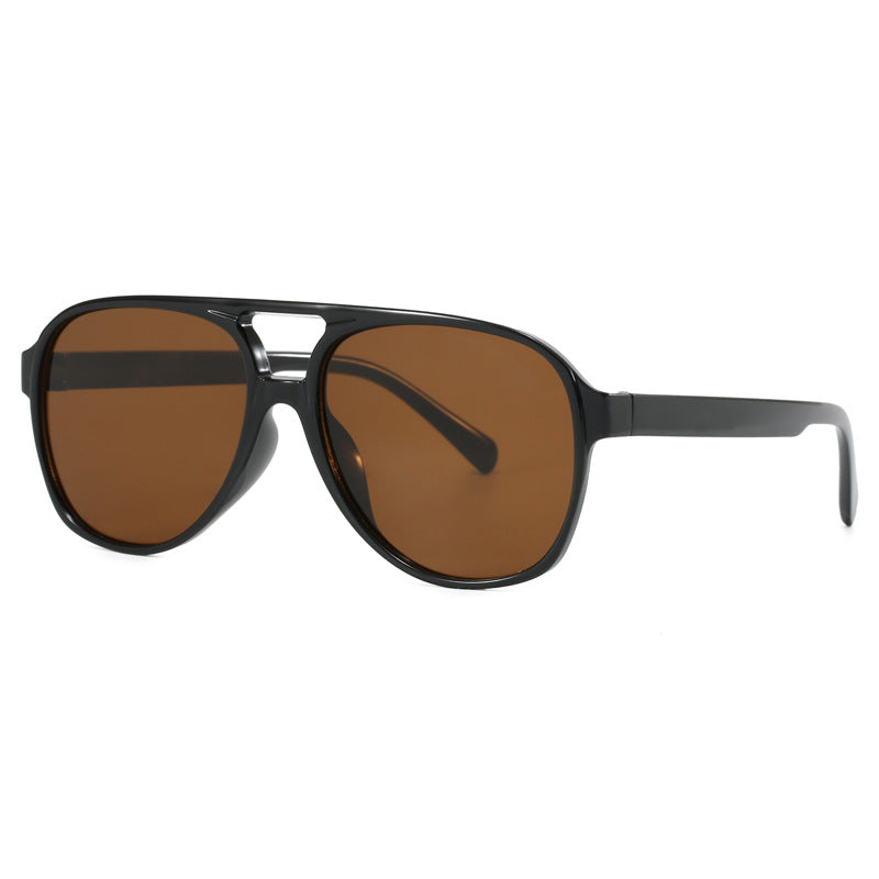Women’s Oversized Sunglasses with Sporty Design Stornfield