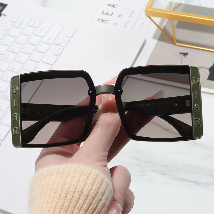 Women's sunglasses in modern square design Stornfield