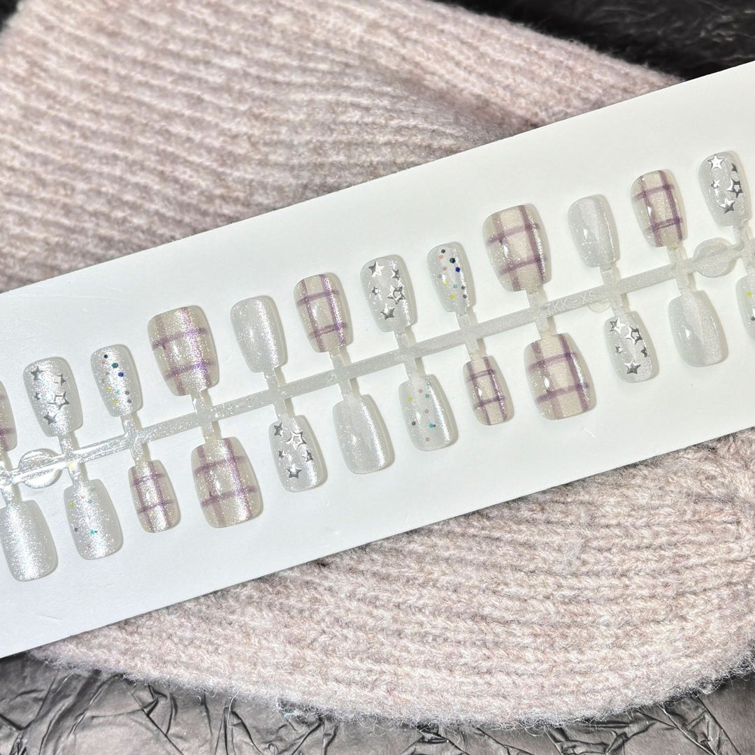 Glamorous Star-Design Press-On Nail Art Set