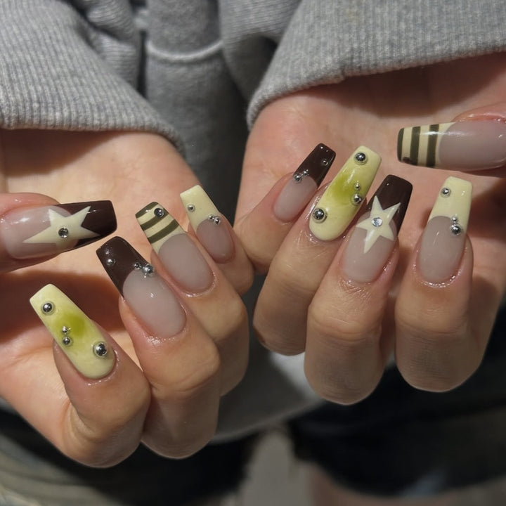 Elegant Artificial Nails with Decoration Stornfield