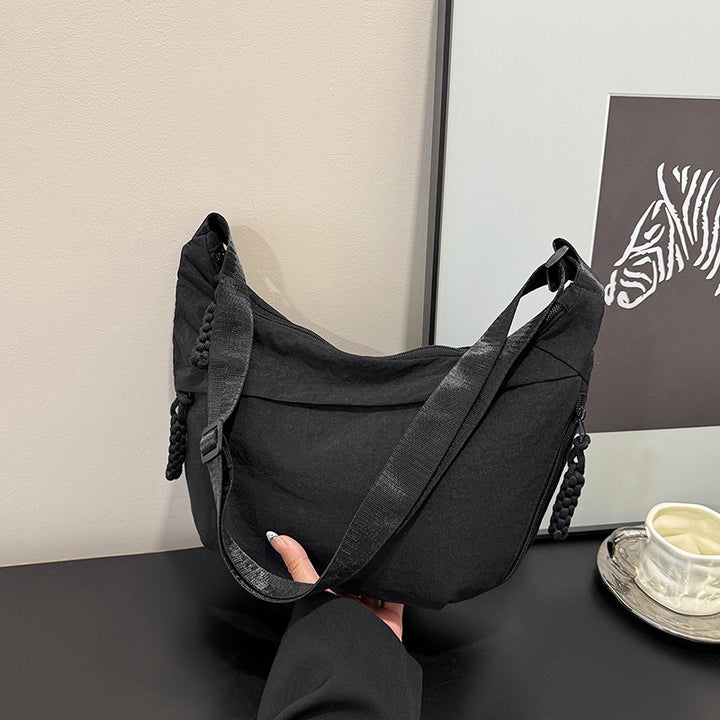 WoMulti-Pocket Lightweight Hobo Bag Stornfield