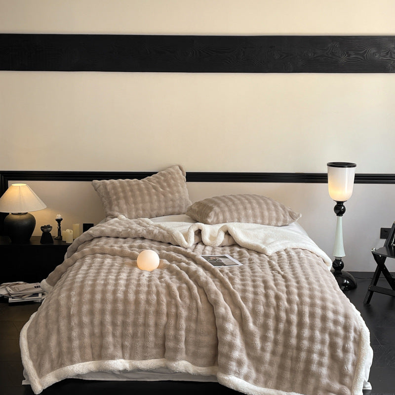 Luxurious Plush Comforter Set