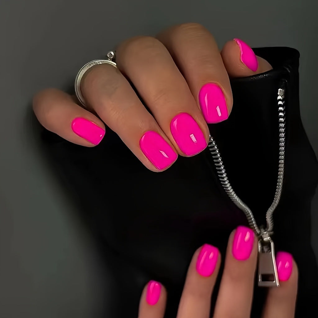 Chic Nail Polish Stornfield