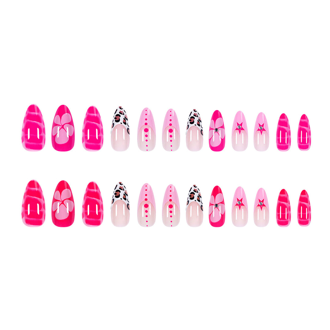 Glamorous artificial nails Stornfield