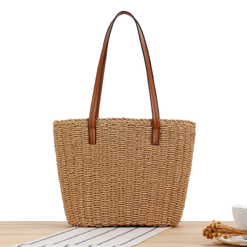 Durable straw tote bag with sturdy leather handles Stornfield