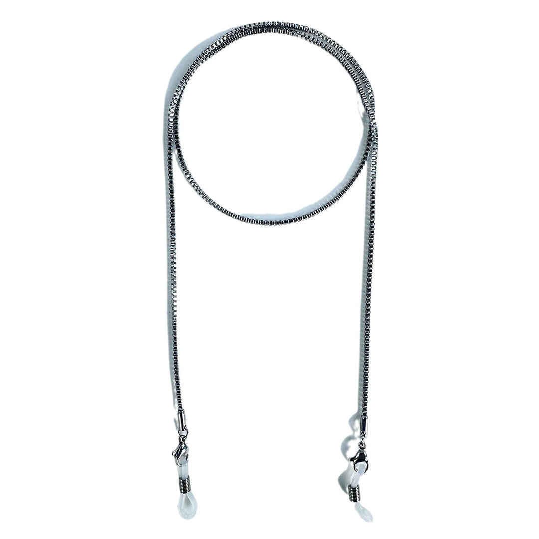 Stylish Chain Eyewear Holder Stornfield