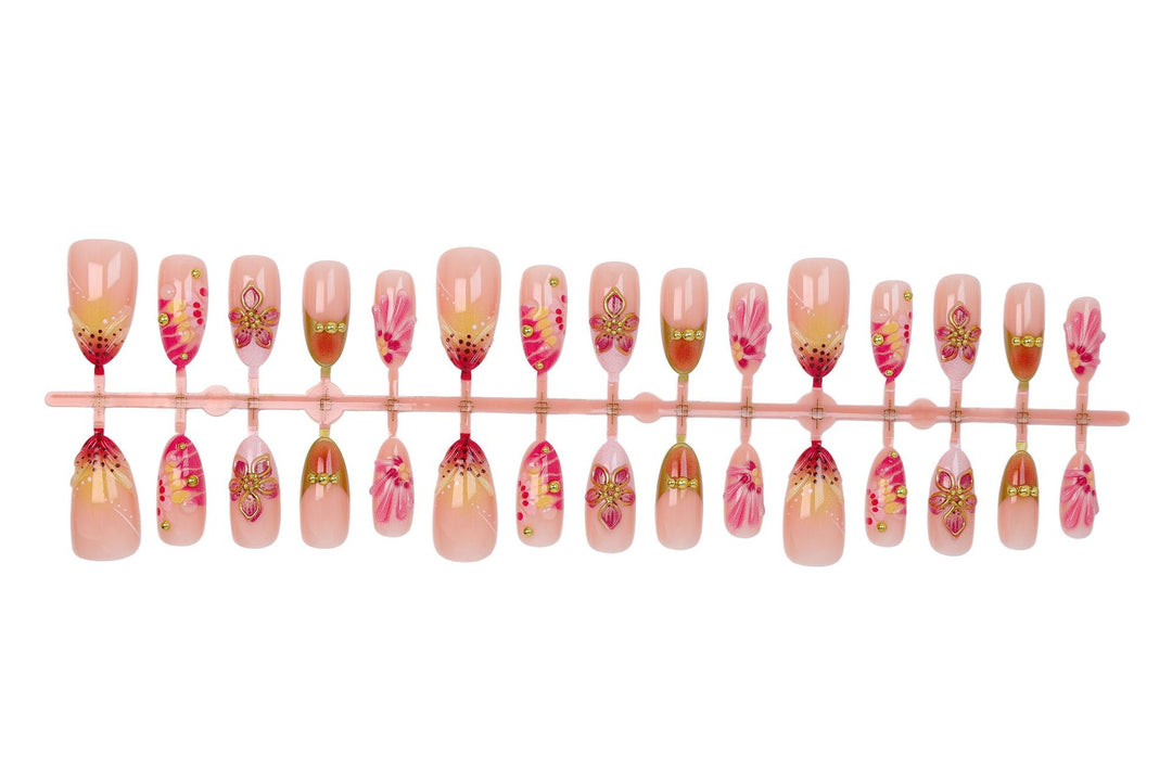 Artificial nail set with floral accents and sparkling details Stornfield