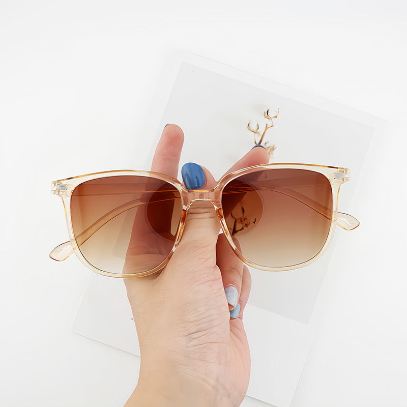 Chic Cat-Eye Sunglasses Stornfield