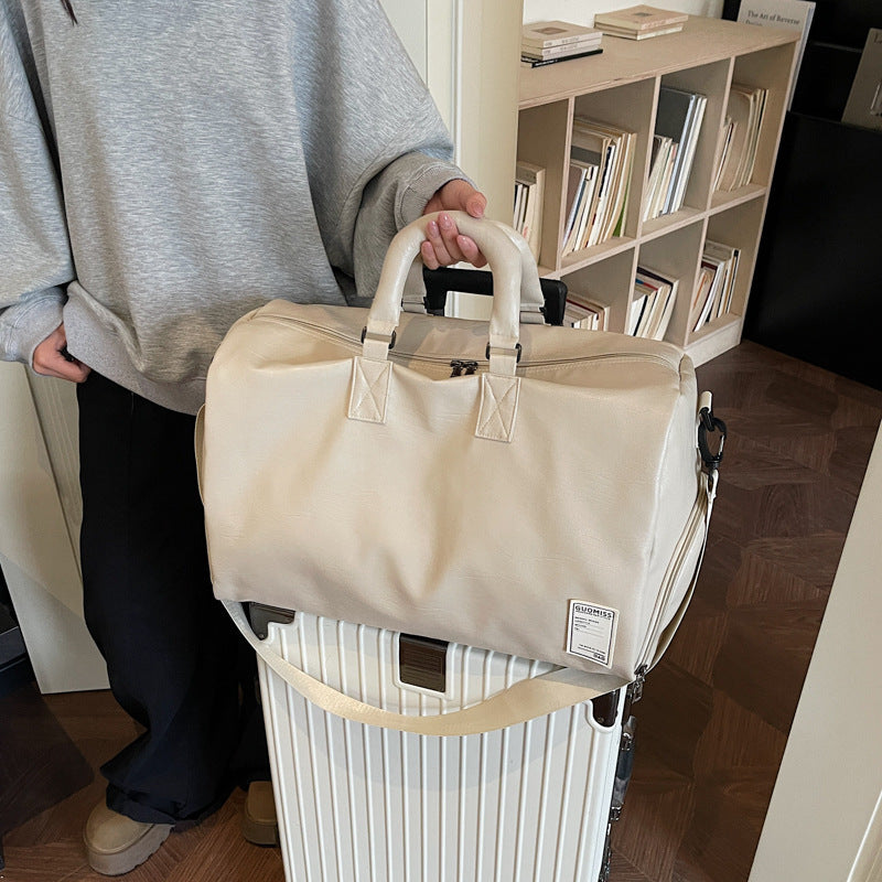 Elegant and Practical Travel Duffel Bag Stornfield