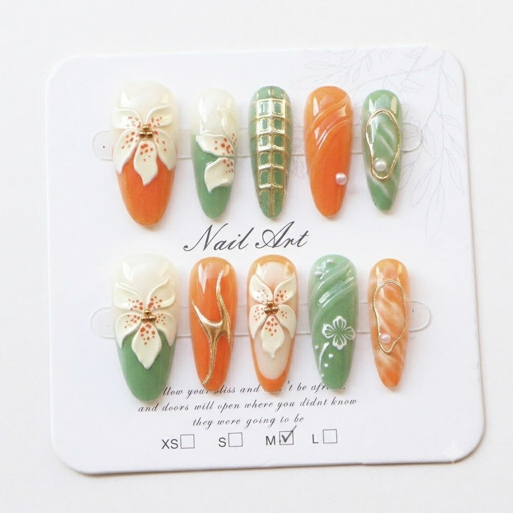 Floral Themed Decorative Press-On Nails