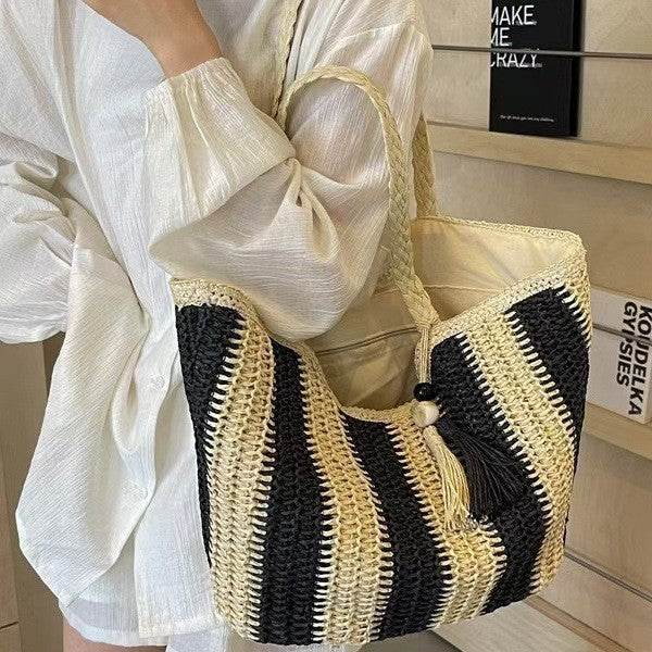 Designer Beach Bag with Textured Weave Stornfield