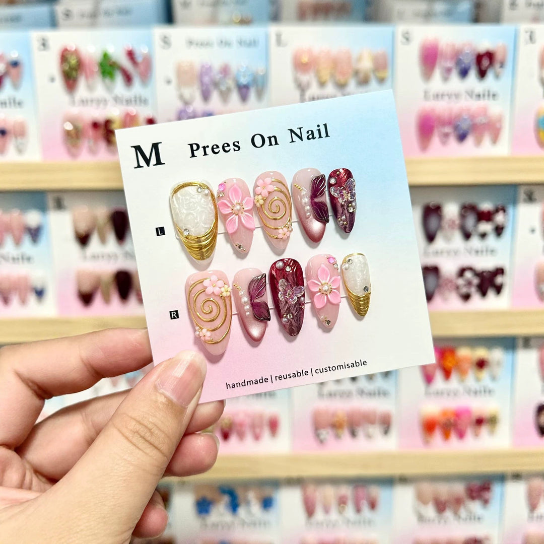 Decorative Press-On Nail Art Set with Floral Designs