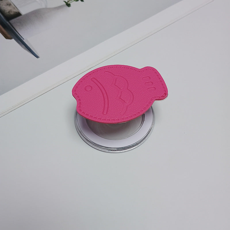 Fish-Shaped Leather Phone Holder Stornfield