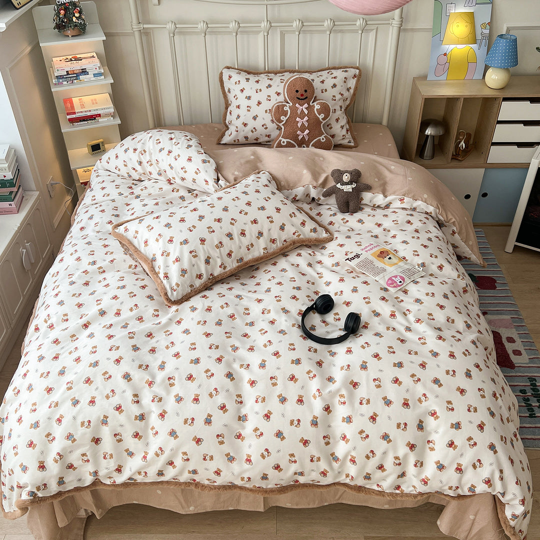 Playful Bear-Themed Duvet Cover Set
