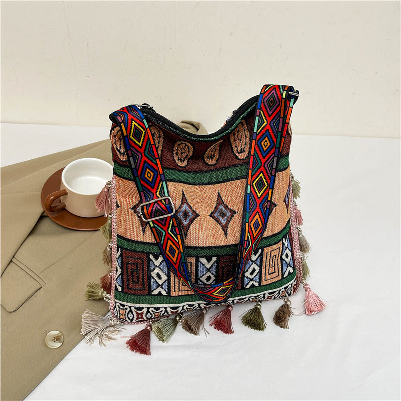 Bohemian Tassel Shoulder Bag