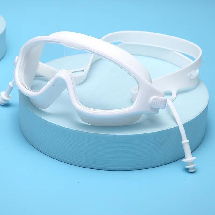 Swimming mask with ergonomic fit and clear view Stornfield