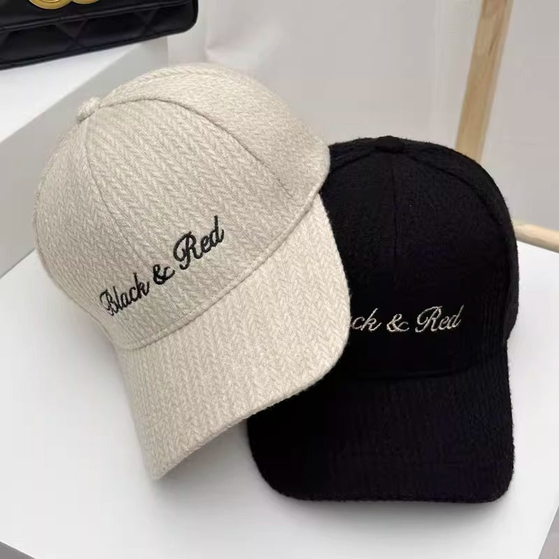 Women's Textured Knitted Baseball Cap Stornfield