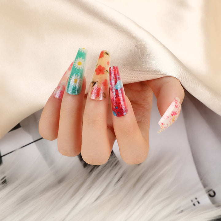 Artificial nails with floral patterns Stornfield