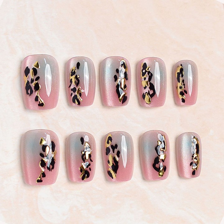 Artistic Press-On Nail Set with Floral Accents Stornfield