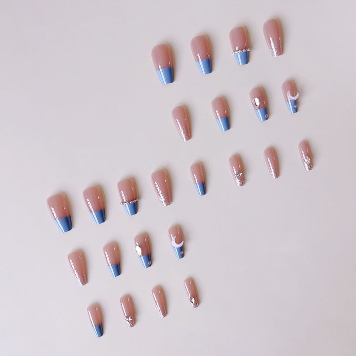 Artificial nail set with elegant 3D embellishments and glitter accents Stornfield